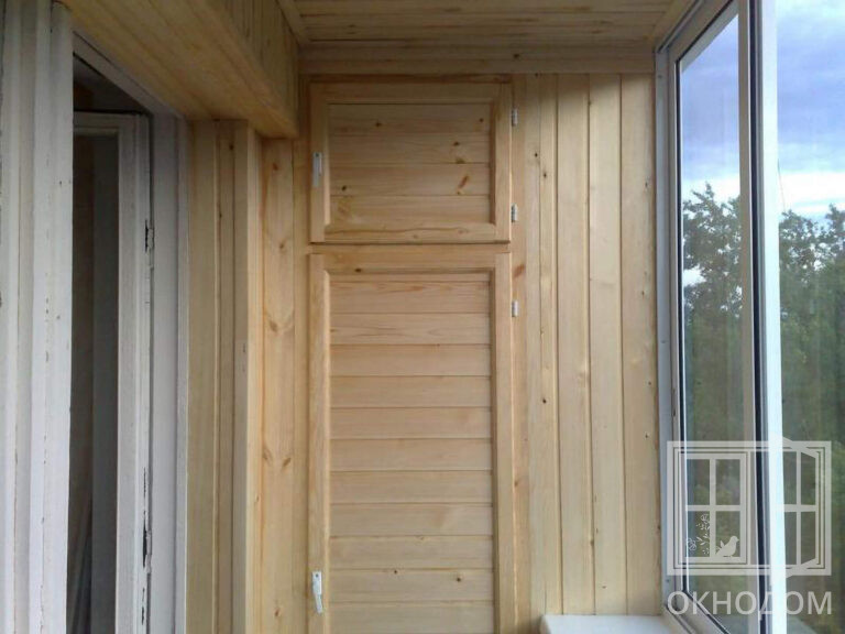 Отделка балкона